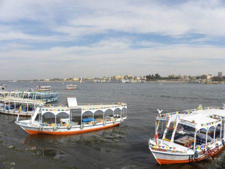 Великая река Нил в Луксоре