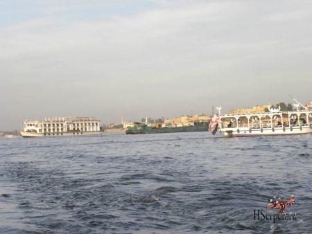 Великая река Нил в Луксоре
