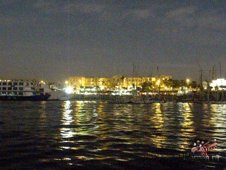 Великая река Нил в Луксоре