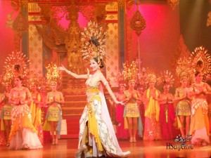 Катои из шоу трансвеститов