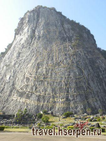 Фото дня: Изображение Будды на горе Кхао Чи Чан (Khao Chi Chan), Паттайя, Таиланд Фото дня: Изображение Будды на горе Кхао Чи Чан (Khao Chi Chan), Паттайя, Таиланд