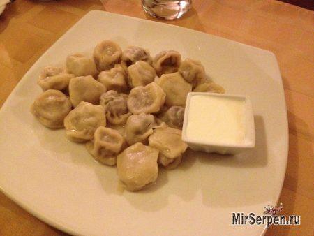 Пельмени из медвежатины в кафе-баре "Державный" Пельмени из медвежатины в кафе-баре "Державный"