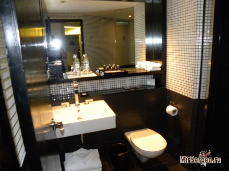 Описание номеров тип "DeLuxe sea view" в отеле Hard Rock Hotel Pattaya 4*, Паттайя, Таиланд