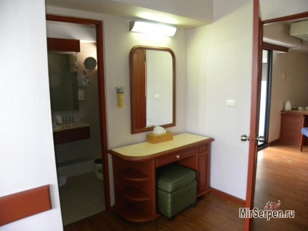 Описание номеров тип "Suite" в отеле Baiyoke Suite Hotel 3*, Бангкок, Таиланд