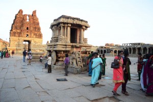 Чем заняться на зимовке в Гоа: о пище духовной и не только Чем заняться на зимовке в Гоа: о пище духовной и не только