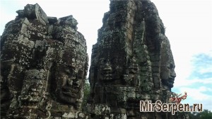 Храм Байон, Ангкор, провинция Сиемреап, Камбоджа Храм Байон, Ангкор, провинция Сиемреап, Камбоджа