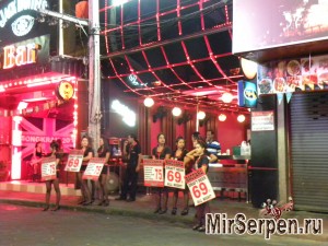 Go-Go бар Baccara, Walking street, Паттайя Go-Go бар Baccara, Walking street, Паттайя