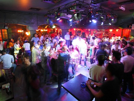 Ночная жизнь в Хошимине Ночная жизнь в Хошимине