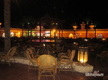 Восточное очарование развлекательного комплекса Alf Leila wa Leila