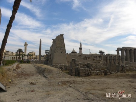 Луксор: Назад в прошлое Луксор: Назад в прошлое