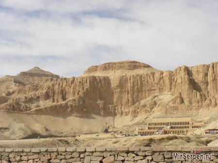 Храм Хатшепсут