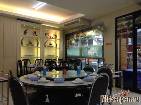 Чаевые в китайских кафе Таиланда