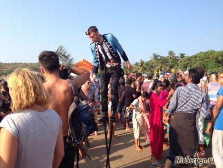 Карнавал фриков 2015 год, пляж Арамболь, Северный Гоа, Индия