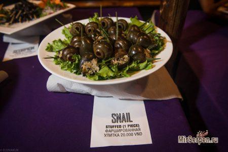 Кухня Вьетнама: кобры, скорпионы, шелкопряды, сверчки и прочая живность...