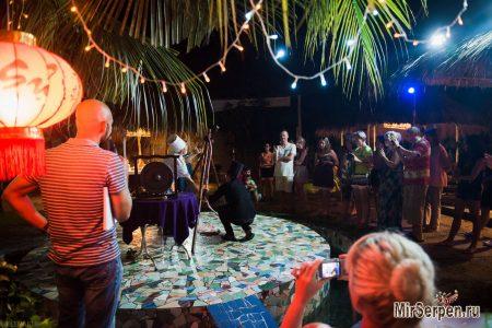 Кухня Вьетнама: кобры, скорпионы, шелкопряды, сверчки и прочая живность...