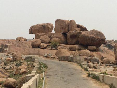 Автостопом до Хампи