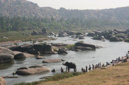 Автостопом до Хампи