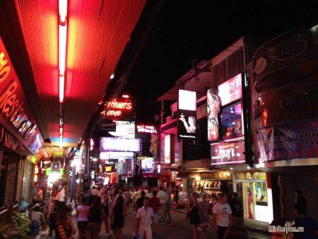 Мелкое детское мошенничество в туристических кварталах Таиланда