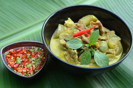 5 блюд, которые обязательно надо попробовать в Таиланде 5 блюд, которые обязательно надо попробовать в Таиланде