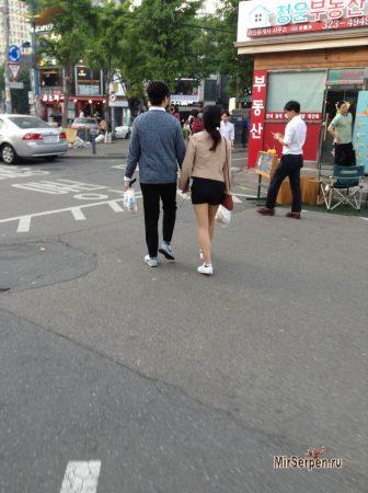 Корейские парочки на улицах Сеула