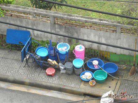 Немного о мытье посуды в уличных кафе Таиланда