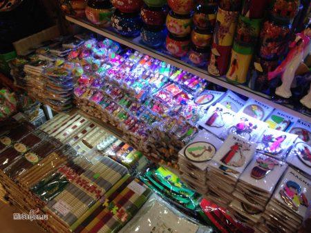 Магнитики на память из Вьетнама