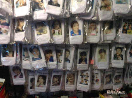 Носочки с идолами