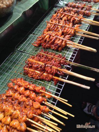 Тайский стритфут: куриные лапки Тайский стритфут: куриные лапки