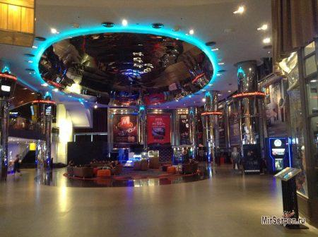 Сходить в кино в Таиланде... ночью... Сходить в кино в Таиланде... ночью...